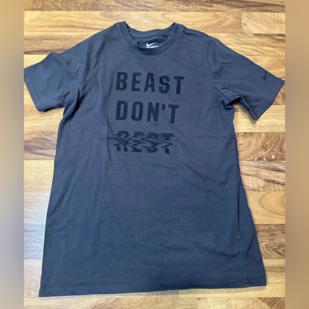 Nike Dri-Fit Mens “Beast Don't Rest” T-Shirt- Black/Gray Sz Large